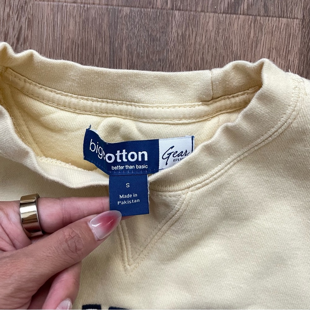 UC SAN DIEGO CREWNECK - Picture 4 of 7